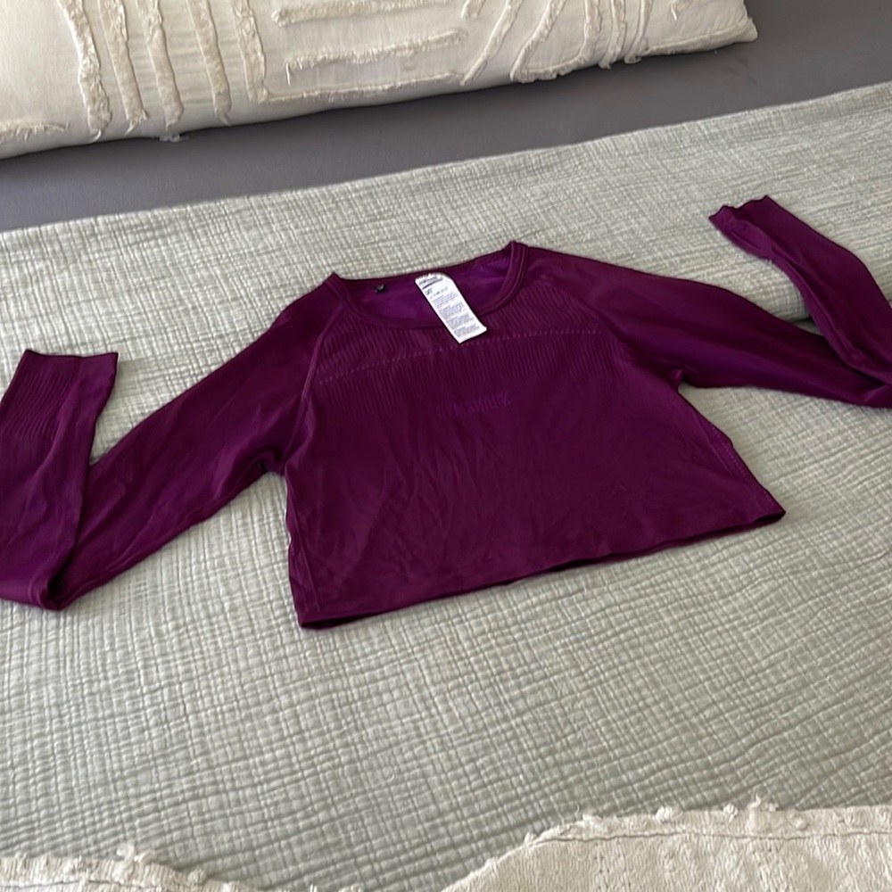 Gymshark ls purple crop